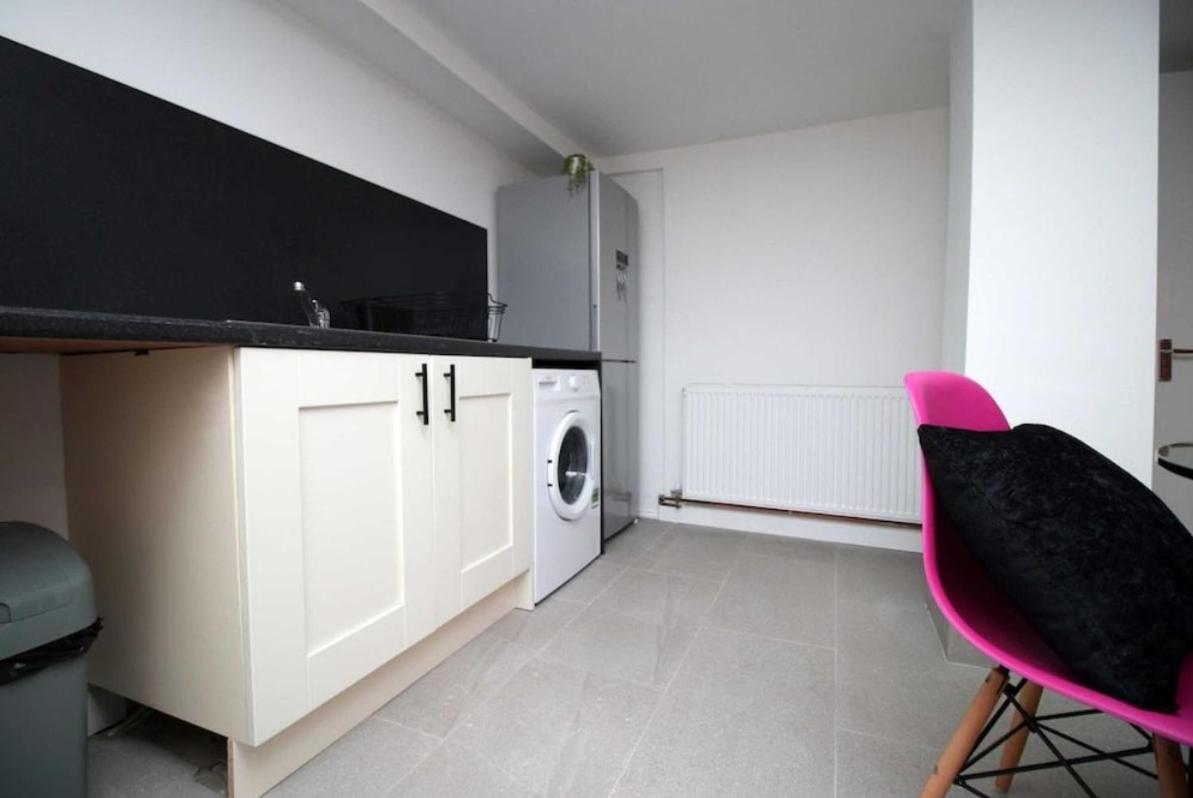 Principality House By Mia Living 3 Bedroom Apartment A 5 Min Walk To Principality Stadium Cardiff Exterior photo